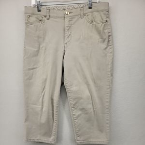 JM Collection Petite 12P Khaki Crop Capri Peddle-Pushers Stretch Ladies Casual